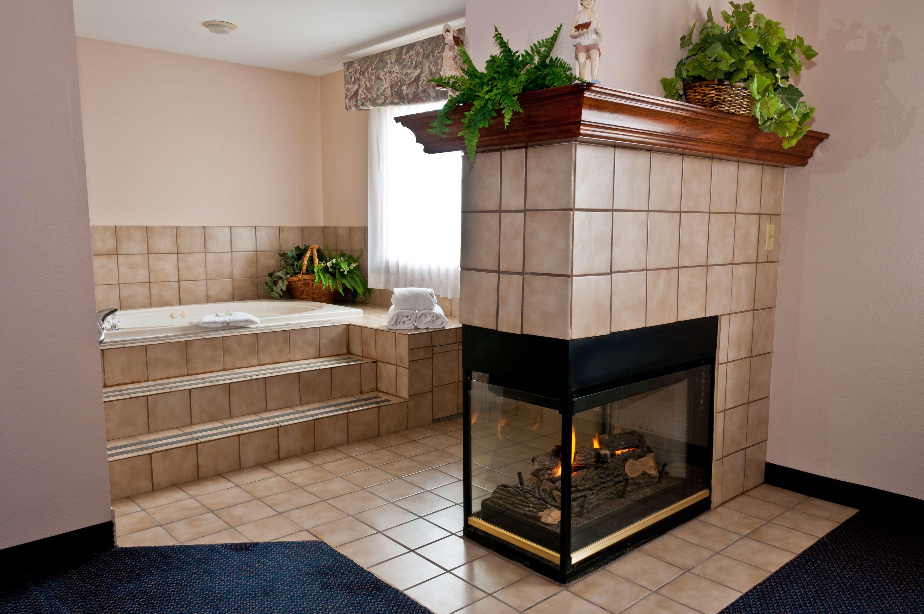 Best Western Plus Brandywine Inn & Suites Monticello Esterno foto