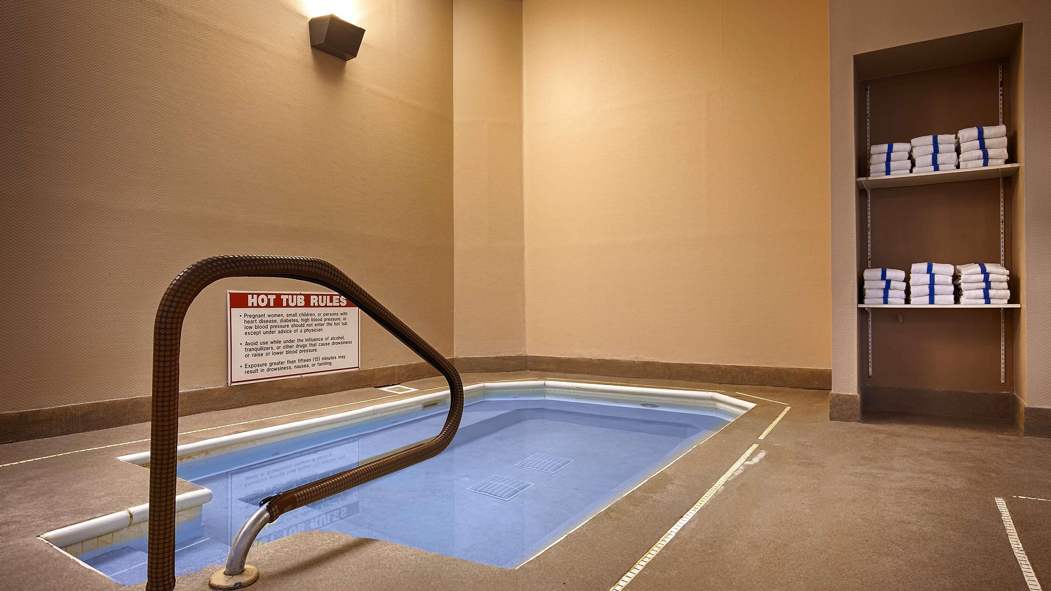 Best Western Plus Brandywine Inn & Suites Monticello Esterno foto